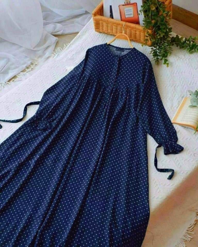One Piece Dubai Cherry Borka – Navy Blue Polka Design | Free Size Up to 46 | Stylish & Comfortable Islamic Wear