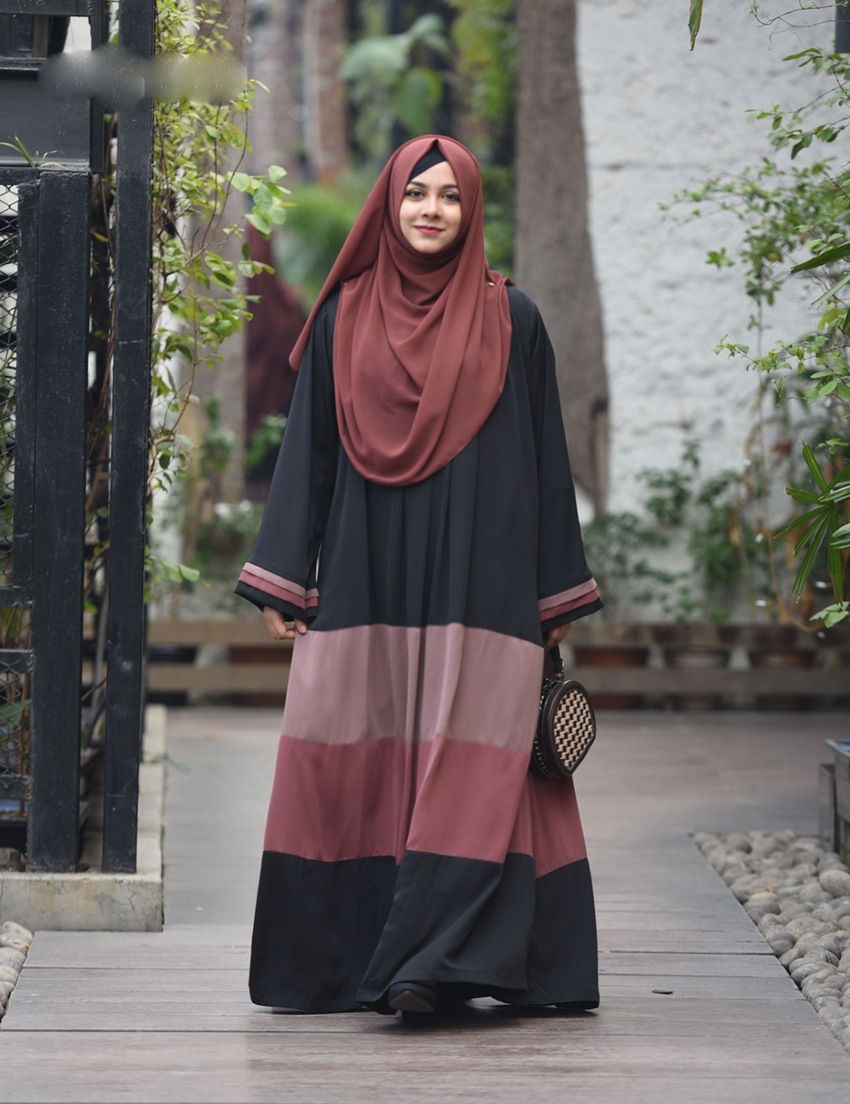 Original Dubai Cherry Borka for Women – Premium Fabric | Size 50/52/54/56 | Dubai Borka