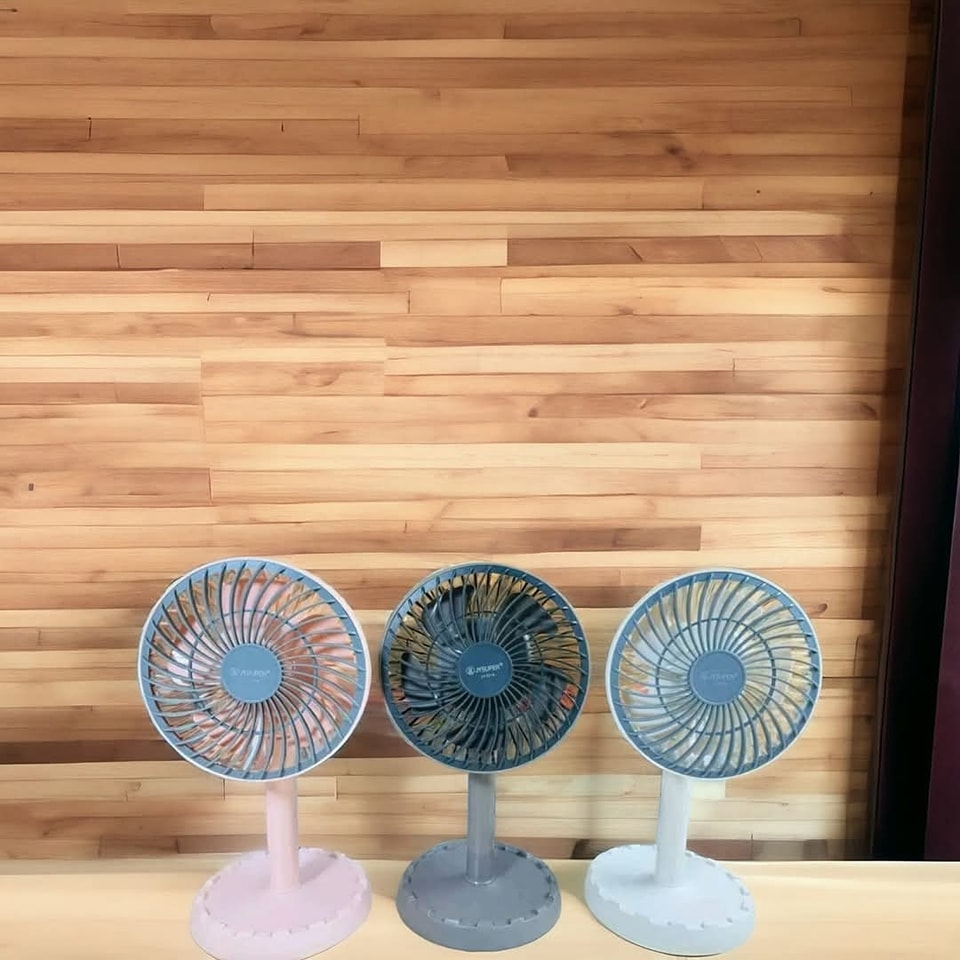 JYSUPER JY-2218 USB Rechargeable Mini Table Fan – Portable Cooling with Adjustable Speed